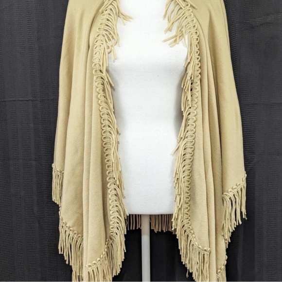 Coldwater Creek Fringe Cream Tan Beige Poncho - One Size - Picture 5 of 7